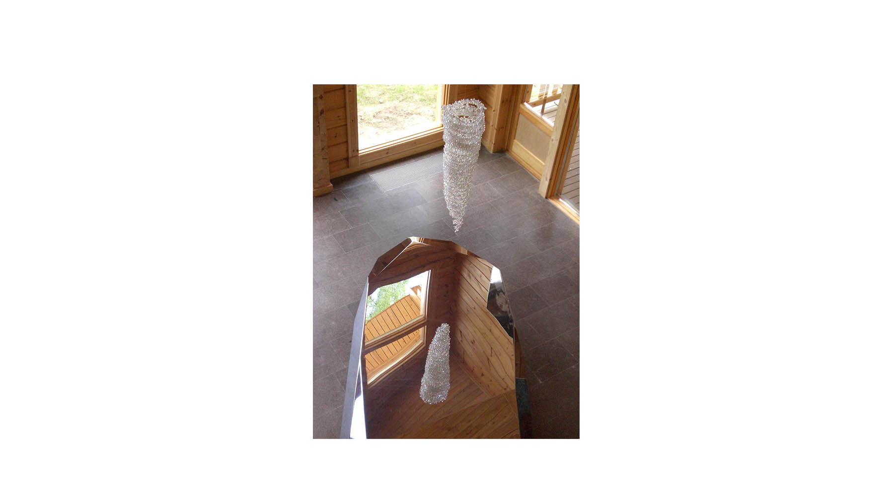echo house white 13